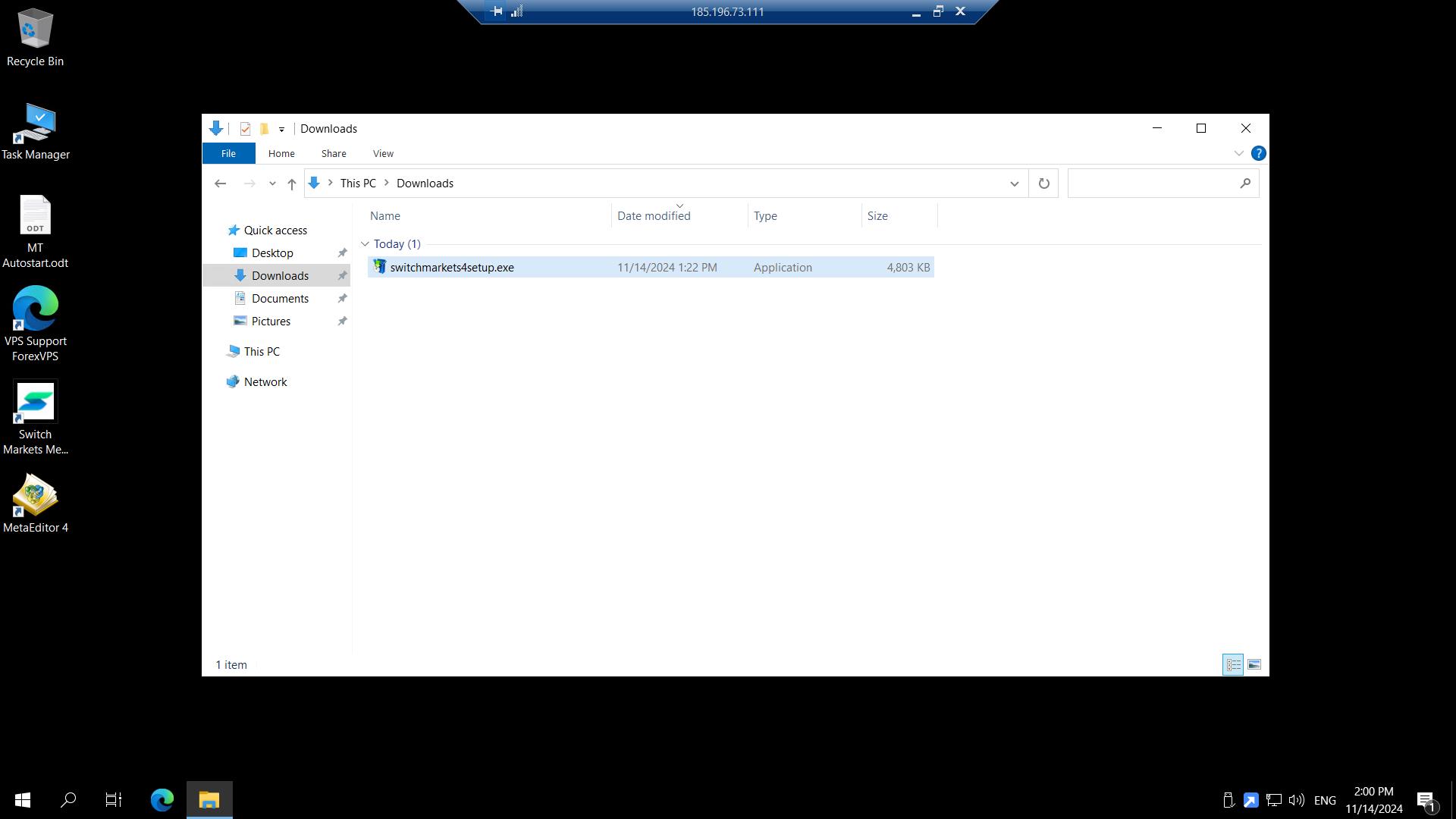 File Explorer Downloads folder with MetaTrader installer file